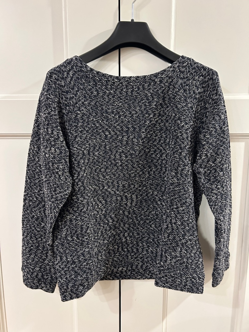 Textured Navy and White Women's Sweater - Classic Crewneck